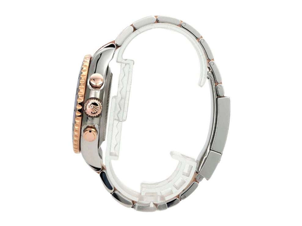 Rolex Yacht-Master II 116681 Edelstahl Everose-Gold, Seitenansicht mit Oyster-Armband und Everose-Lünette