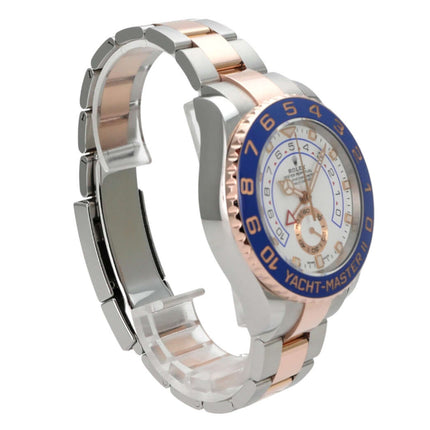 Rolex Yacht-Master II 116681 Edelstahl Everose-Gold seitliche Ansicht des Armbands und Ziffernblatts.