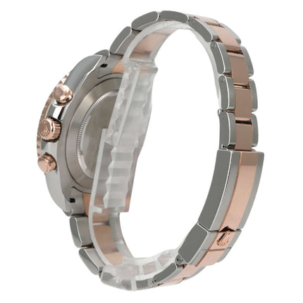 Rolex Yacht-Master II 116681 Edelstahl Everose-Gold seitliche Ansicht mit poliertem Edelstahl und Everose-Gold Armband.