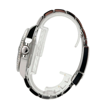 Rolex GMT-Master II Edelstahl 116710BLNR seitliche Ansicht, poliertes und satiniertes Edelstahlgehäuse, blaue und schwarze Keramikeinlage.