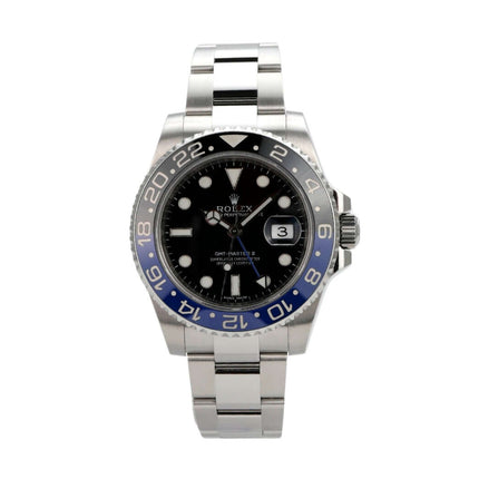 Rolex GMT-Master II Edelstahl 116710BLNR mit schwarzem Zifferblatt und blauer Keramiklünette, poliertes Armband.