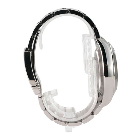 Seitenansicht der Rolex Oyster Perpetual Air-King 116900 mit Edelstahlgehäuse und -armband.