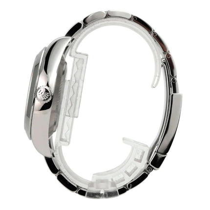 Seitenansicht der Rolex Oyster Perpetual Air-King 116900 mit poliertem Edelstahlarmband und Gehäuse.