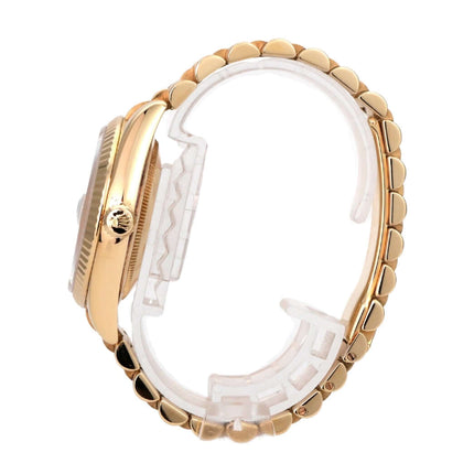 Seitenansicht der Rolex Day-Date 36 Gelbgold 118238 Champagner Diamant mit 18 kt Gelbgold Gehäuse und Präsident-Armband.