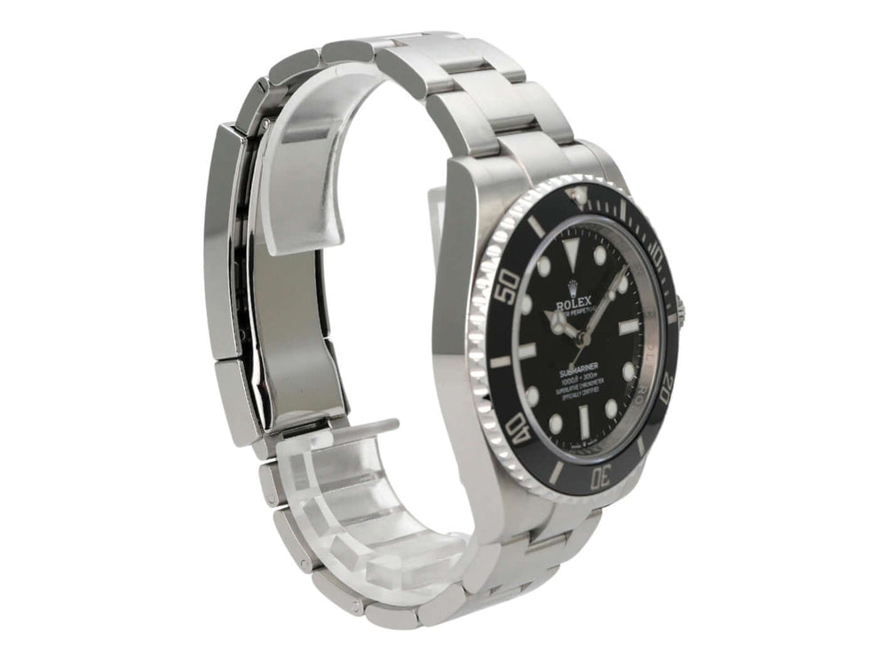 Rolex Submariner 124060 No Date – Edelstahl-Uhr mit schwarzem Zifferblatt und Oyster Edelstahlband.