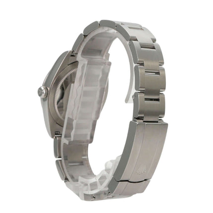 Rolex Oyster Perpetual 34 mm 124200 Candy Pink Uhr Sicht von der Seite mit Edelstahlarmband und poliertem Gehäuse.