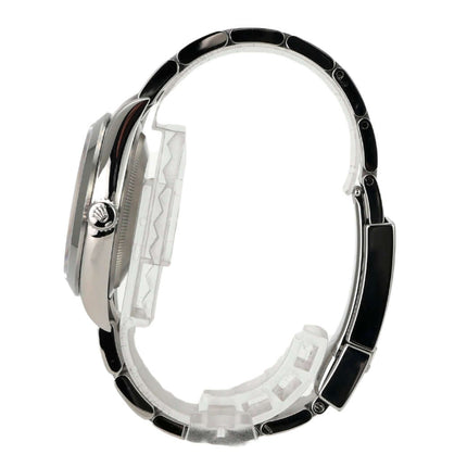 Rolex Explorer 36 Edelstahl 124270 seitliche Ansicht mit poliertem Edelstahlband und Faltschließe.