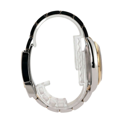 Seitenansicht der Rolex Explorer 36 Edelstahl Gelbgold 124273 mit polierter und satinierten Armband.