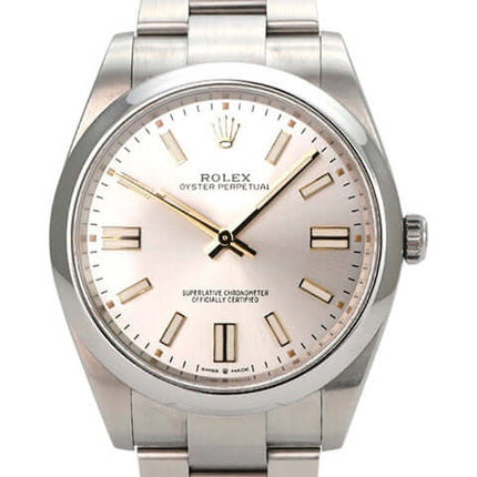 Rolex Oyster Perpetual 41 Ref. 124300 Silber mit silberfarbenem Zifferblatt und Edelstahlarmband