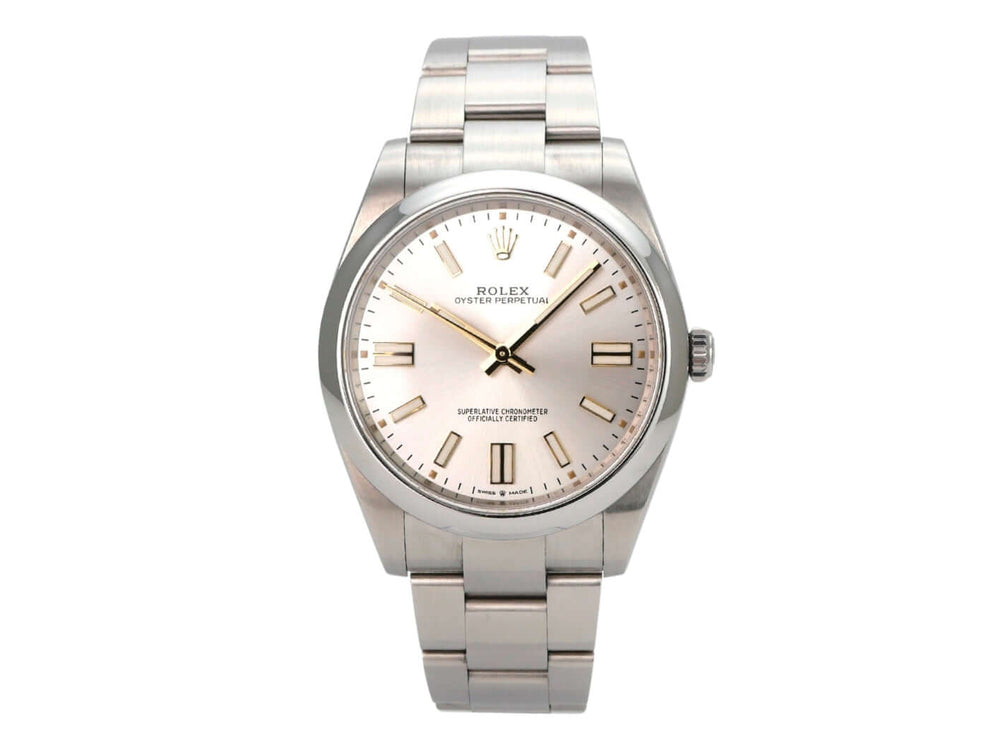 Rolex Oyster Perpetual 41 Ref. 124300 Silber mit silberfarbenem Zifferblatt und Edelstahlband.