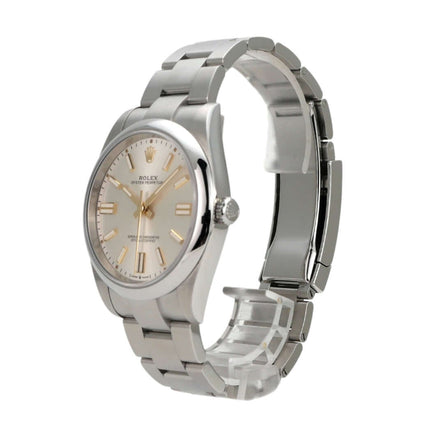 Rolex Oyster Perpetual 41 Ref. 124300 Uhr mit silbernem Zifferblatt und Edelstahlband, sehr guter Zustand.
