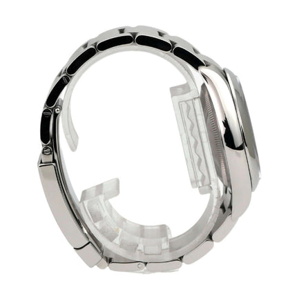 Seitenansicht der Rolex Oyster Perpetual 36 126000 mit Edelstahl-Gehäuse und satiniertem Armband.