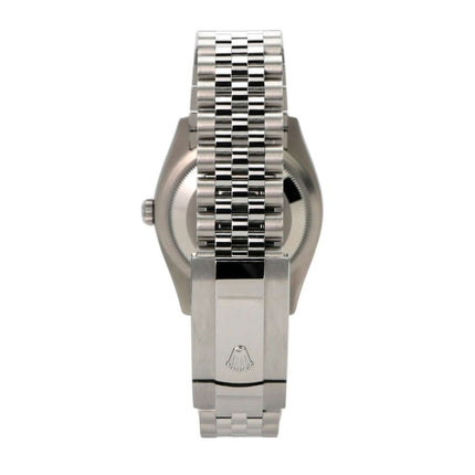 Rolex Datejust 36 Oystersteel 126200 Olivgrün Palmenmuster Jubile-Band von hinten mit Jubile-Armband.