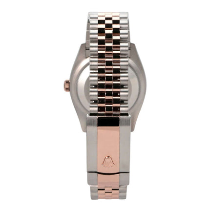 Rolex Datejust 36 126231 Pink Römisch Diamant Jubile-Band Rückansicht des Armbands und Gehäuses.