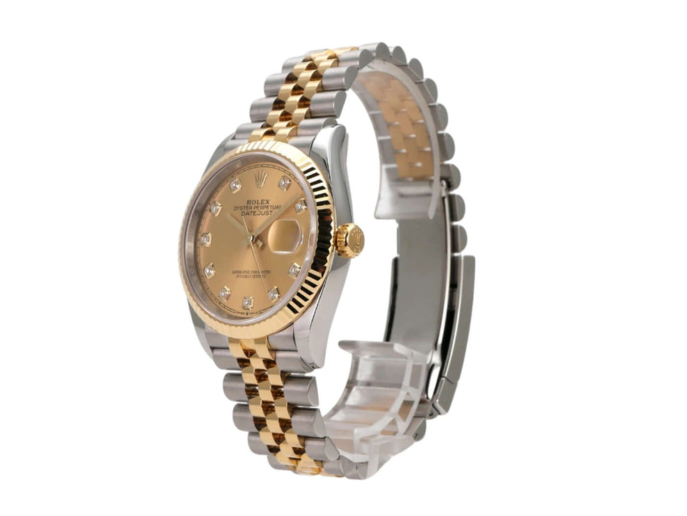 Rolex Datejust 36 126233 in Edelstahl und Gelbgold mit champagnerfarbenem Diamantzifferblatt und Jubilé-Armband.