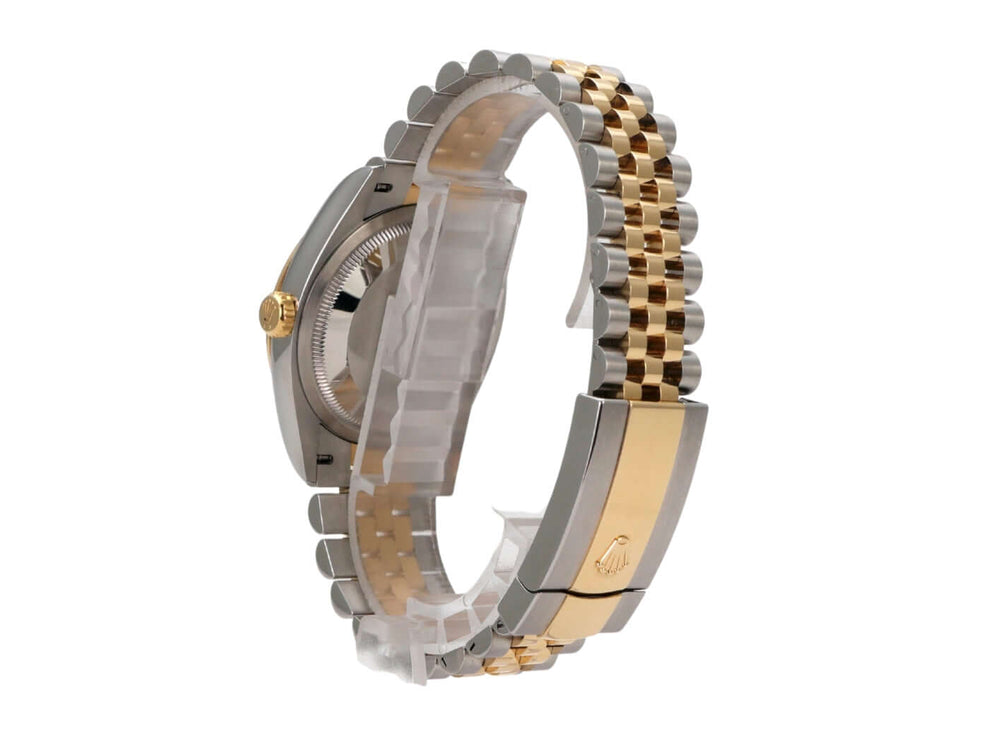 Rolex Datejust 36 126233 mit champagnerfarbenem Diamantzifferblatt und Jubilé-Armband aus Edelstahl und Gelbgold.