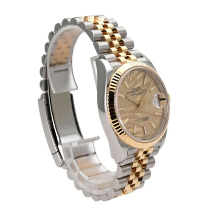Rolex Datejust 36 Oystersteel Gelbgold 126233 Golden Palmenmuster Jubile-Band seitliche Ansicht der Uhr