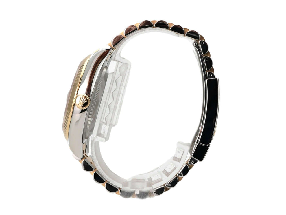 Rolex Datejust 36 Oystersteel Gelbgold 126233 Golden Palmenmuster Jubile-Band Seiteansicht des Uhrenarmbands.