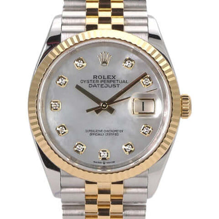 Rolex Datejust 36 Uhr aus Edelstahl und Gelbgold mit Perlmutt-Diamantzifferblatt und Jubilé-Armband.