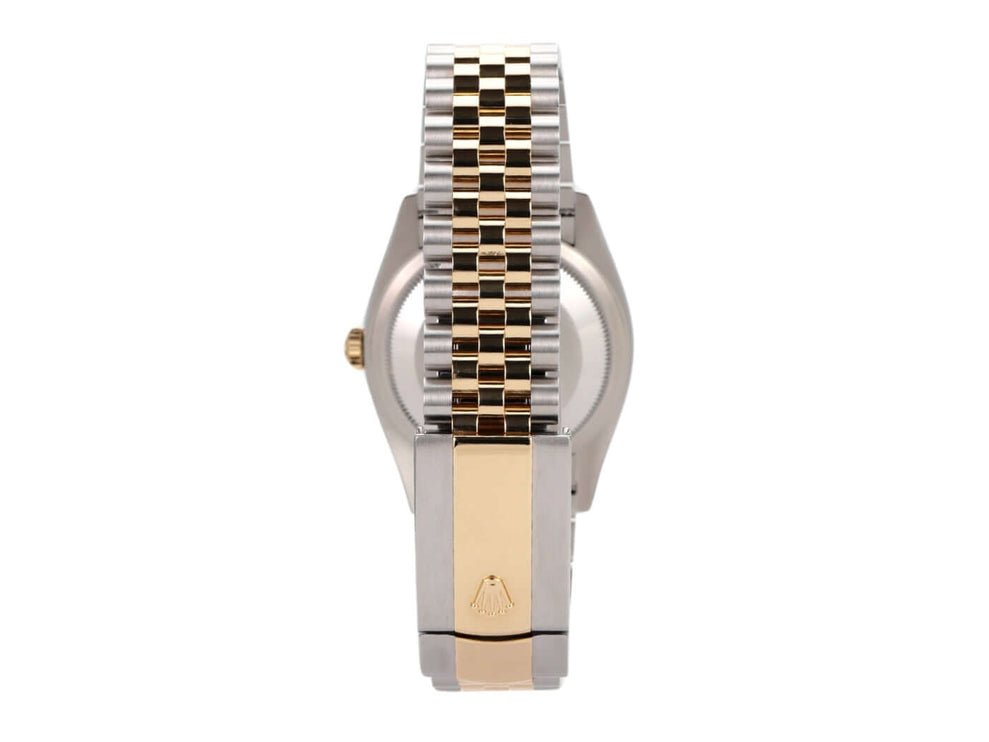 Detailansicht des Rolex Datejust Armbands aus Edelstahl und Gelbgold mit Faltschließe.