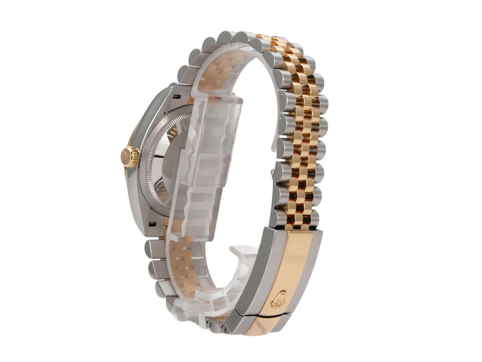 Rolex Datejust 36 126233 Schwarz Diamant Jubile-Band seitliche Ansicht des Gehäuses und Armbands.