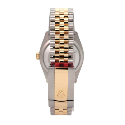 Rolex Datejust 36 126233 Schwarz Diamant Jubile-Band Rückansicht mit Edelstahl- und Gelbgoldarmband.