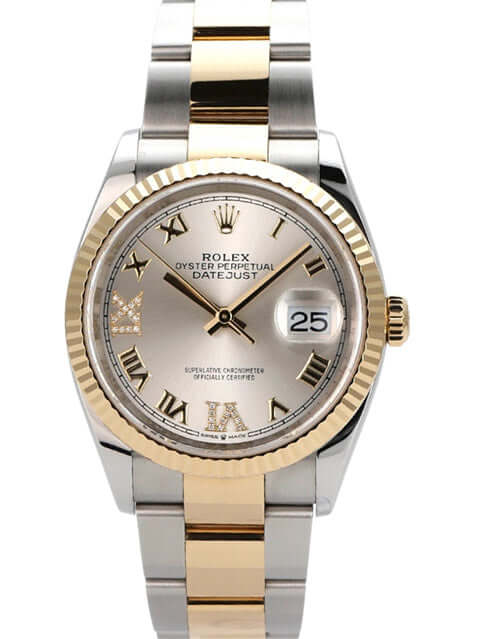 Rolex Datejust 36 Oystersteel Gelbgold 126233 mit silbernem Zifferblatt und Diamanten in der Römisch VI und IX.