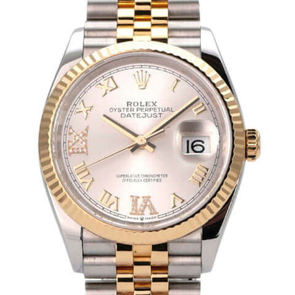 Rolex Datejust 36 Edelstahl Gold 126233 Silber R Diamant Jubile-Band mit silbernem Zifferblatt und Goldakzenten.