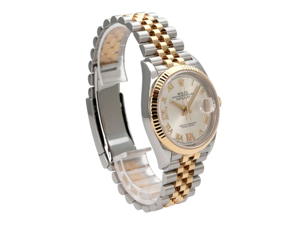 Rolex Datejust 36 Edelstahl Gold 126233 Silber R Diamant Jubile-Band mit poliertem Armband und silberfarbenem Zifferblatt.
