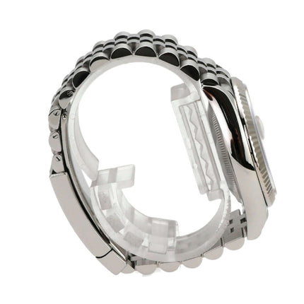 Seitenansicht des Rolex Datejust 36 mit Jubile-Band aus Edelstahl und Faltschließe.