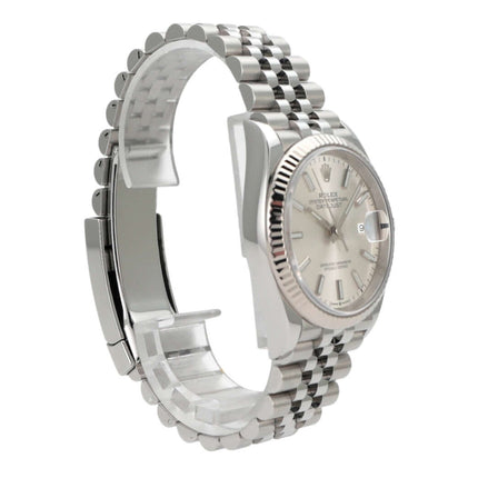 Rolex Datejust 36 aus Oystersteel und Weißgold, Silberfarbenes Zifferblatt, Jubile-Band, Modell 126234.