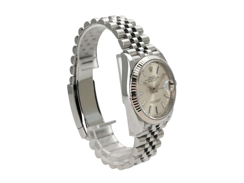Rolex Datejust 36 Oystersteel Weißgold 126234 Silber Jubile-Band Uhr mit silberfarbenem Zifferblatt und Jubile-Edelstahlband.