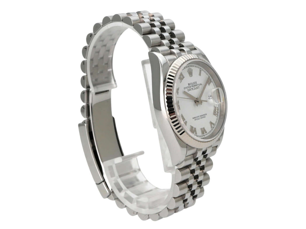 Rolex Datejust 36 Oystersteel Weißgold 126234 Weiß R Jubile mit Jubilé-Armband und weißem Zifferblatt.