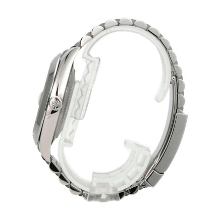 Rolex Datejust 41 Oystersteel 126300 Blau Römisch Jubile-Band seitliche Ansicht der Uhr, glänzendes Edelstahlband.