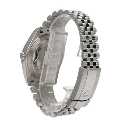 Rolex Datejust 41 Edelstahl 126300 mit Jubile-Band, seitliche Ansicht der polierten und satinierten Oberfläche.