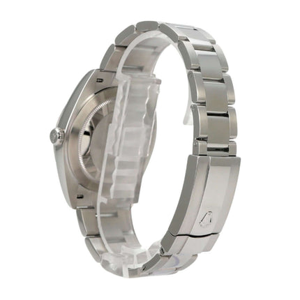 Rolex Datejust 41 Edelstahl 126300 Mintgrün seitliche Ansicht des Uhrengehäuses und Armbands aus Edelstahl.