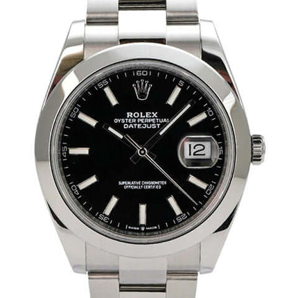 Rolex Datejust 41 Edelstahl 126300 Schwarz mit schwarzem Zifferblatt und Oyster-Band.