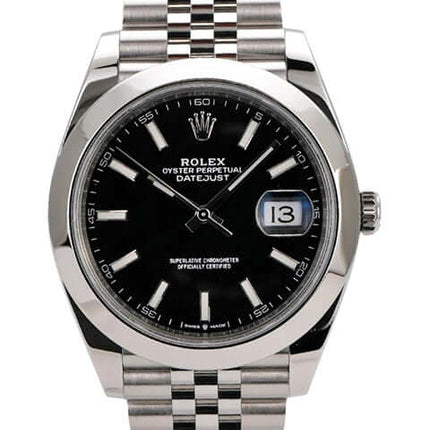 Rolex Datejust 41 Edelstahl 126300 Schwarz Jubile-Band mit schwarzem Zifferblatt und Jubile-Edelstahlband.