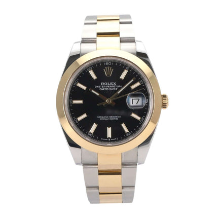Rolex Datejust 41 Edelstahl Gelbgold Ref. 126303 mit schwarzem Zifferblatt und Oyster Armband, Modell von 2021.