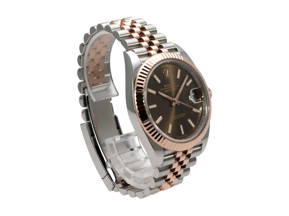 Rolex Datejust 41 Edelstahl Everose-Gold 126331 Choco Jubile-Band, Ansicht des Jubile-Armbands aus Edelstahl und 18 kt Everose-Gold.