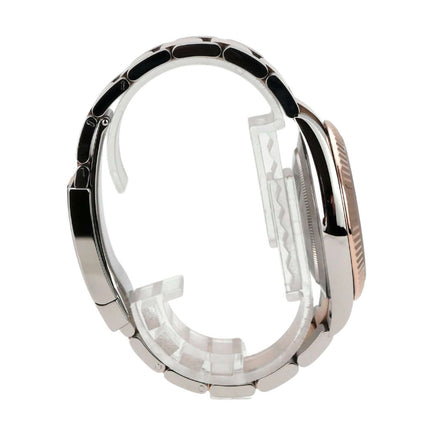 Rolex Datejust 41 Edelstahl Everose-Gold 126331 Slate Römisch Seitenansicht des Uhrenarmbands und Gehäuses.