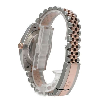 Rolex Datejust 41 Edelstahl Everose-Gold 126331 Slate Jubile-Band detail view showing Jubile bracelet and case.