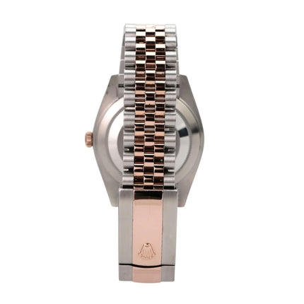Rolex Datejust 41 Edelstahl Everose-Gold 126331 Slate Jubile-Band Ansicht von hinten mit Edelstahl und Everose-Gold Armband.
