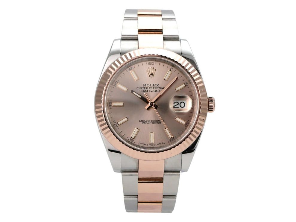 Rolex Datejust 41 Edelstahl Everose-Gold 126331 Sundust mit Sundust-Zifferblatt und geriffelter Lünette.