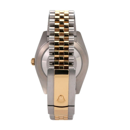 Rolex Datejust 41 Edelstahl Gelbgold Armband in Champagner 126333, Detailansicht Jubile-Armband und Gehäuse.