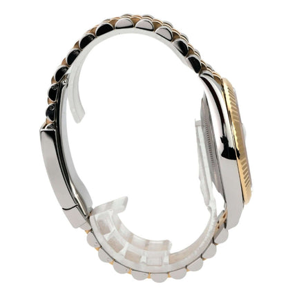 Rolex Datejust 41 Edelstahl Gelbgold 126333 Perlmutt DIA Jubile-Band seitliche Ansicht mit elegantem Design.