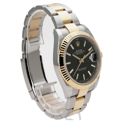 Rolex Datejust 41 Edelstahl Gelbgold 126333 Schwarz, schwarze Zifferblattansicht mit Oyster-Armband