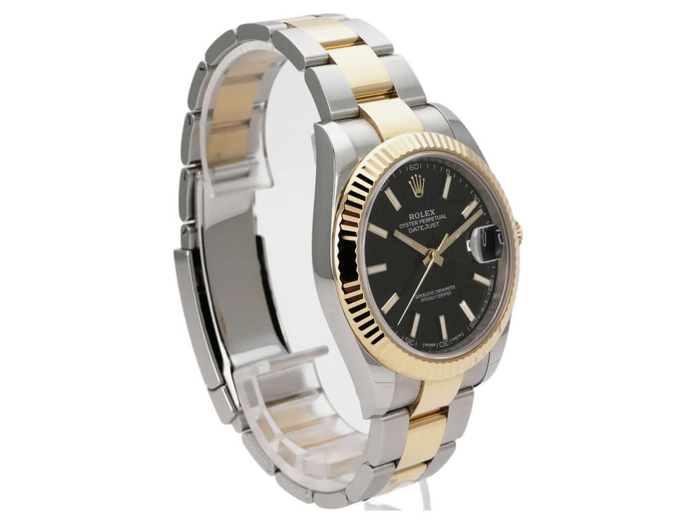 Rolex Datejust 41 Edelstahl Gelbgold 126333 Schwarz, schwarze Zifferblattansicht mit Oyster-Armband