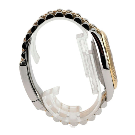 Rolex Datejust 41 Edelstahl Gelbgold 126333 Schwarz Diamant Jubile-Band seitliche Ansicht des Armbands