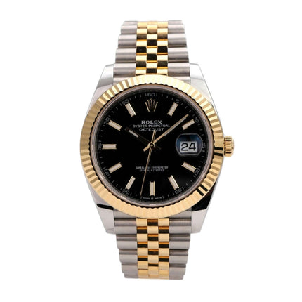Rolex Datejust 41 Edelstahl Gelbgold 126333 mit schwarzem Zifferblatt und Jubile-Band in Edelstahl und Gelbgold.